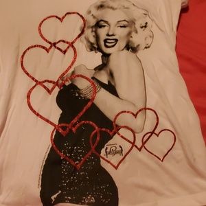 Marilyn Monroe glitter heart tee